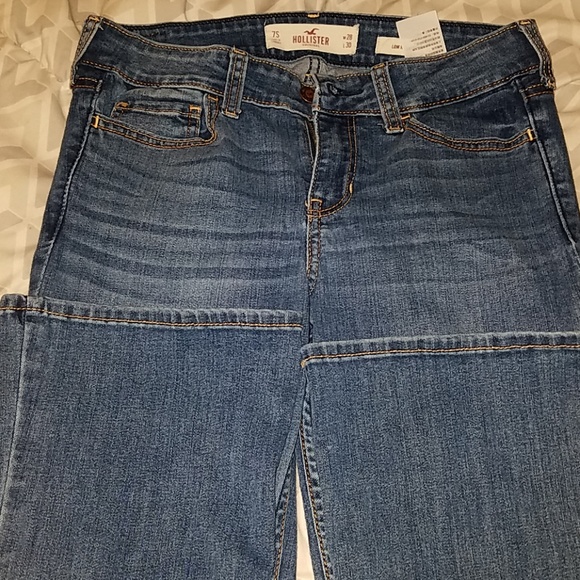 Hollister jeans - Picture 1 of 3